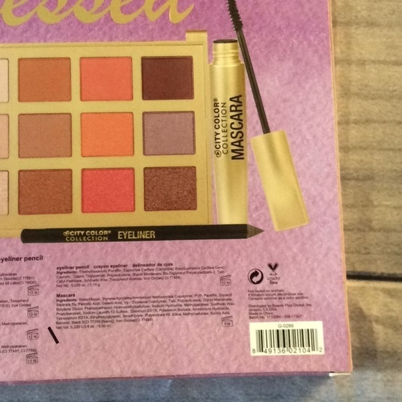 ✅12X Host Pick✅ City Color Collection Obsessed Makeup Kit - Picture 6 of 6